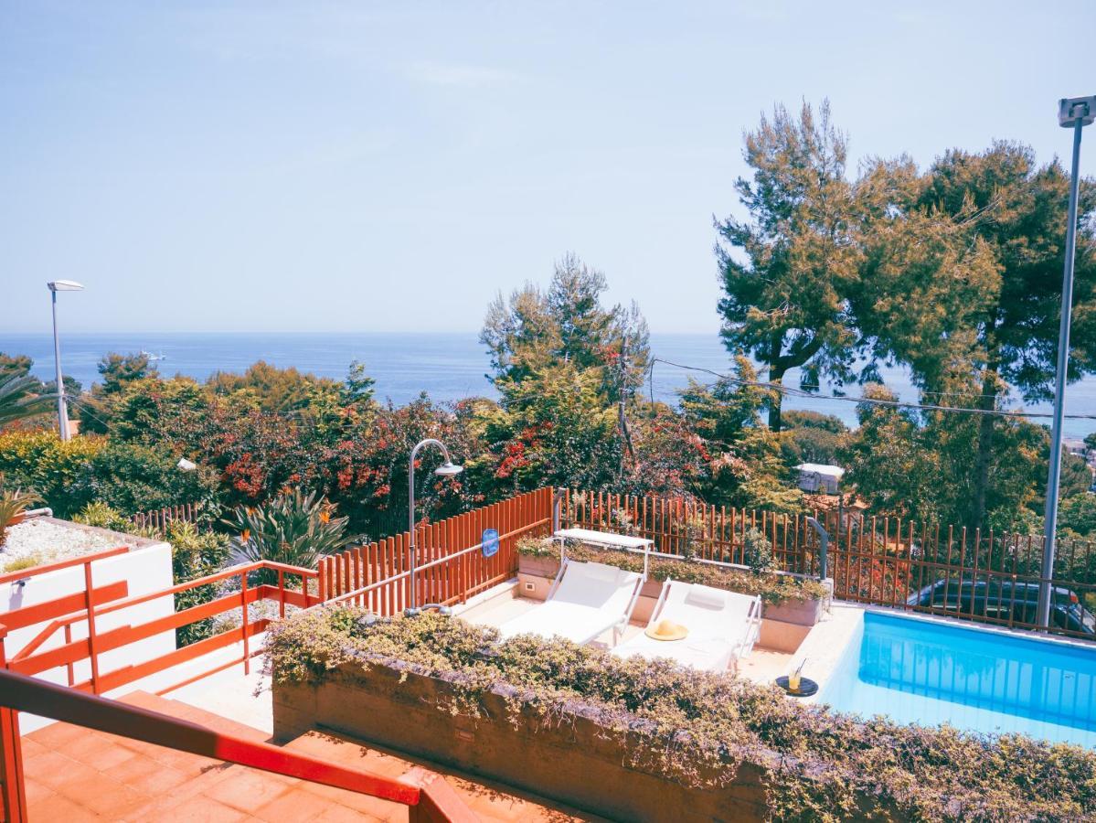 Sea Apartment & Pool 2 ปาแลร์โม ภายนอก รูปภาพ