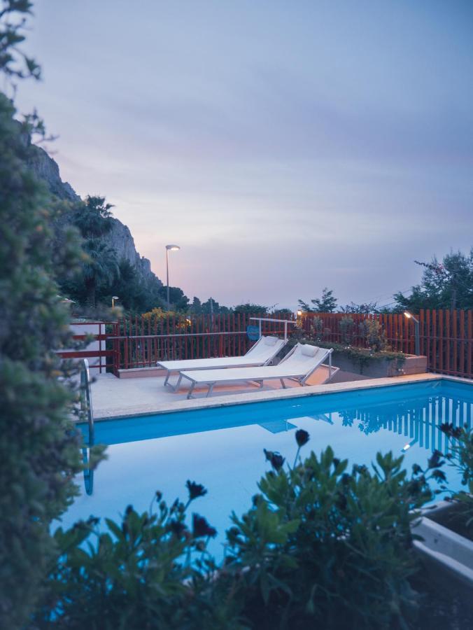Sea Apartment & Pool 2 ปาแลร์โม ภายนอก รูปภาพ